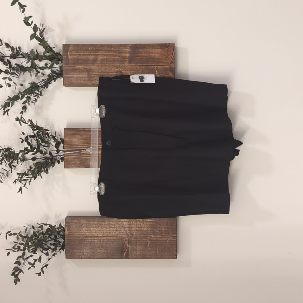 NWT Time and Tru Black Linen Shorts